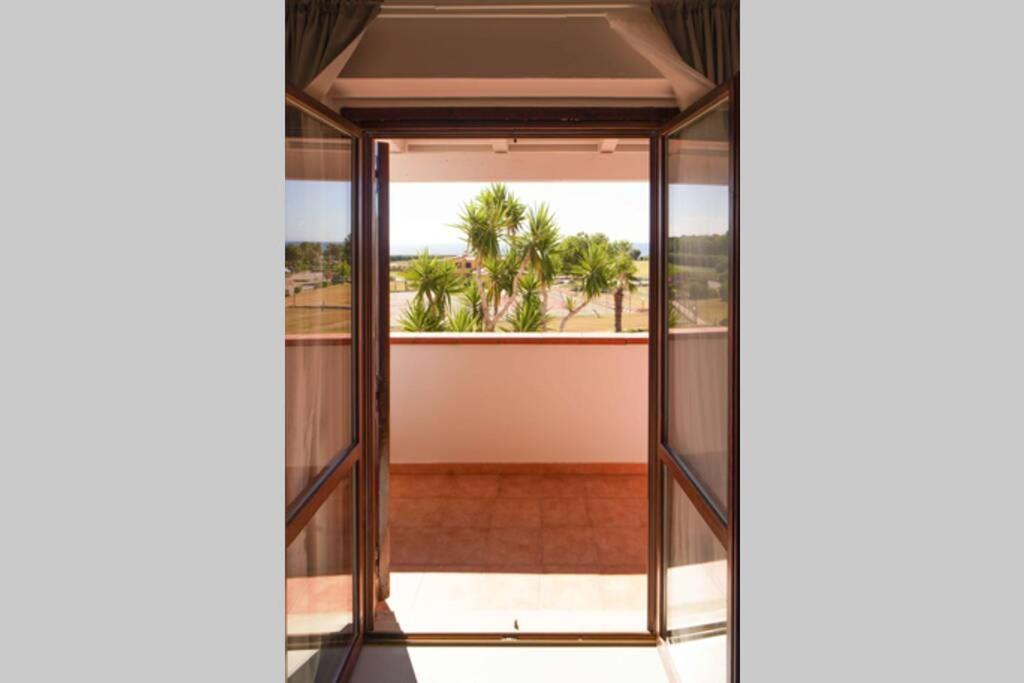 Ferienwohnung Sea View Vista Mare - Soggiorni Settimanali Da Sabato A Sabato Isola Di Capo Rizzuto Exterior foto